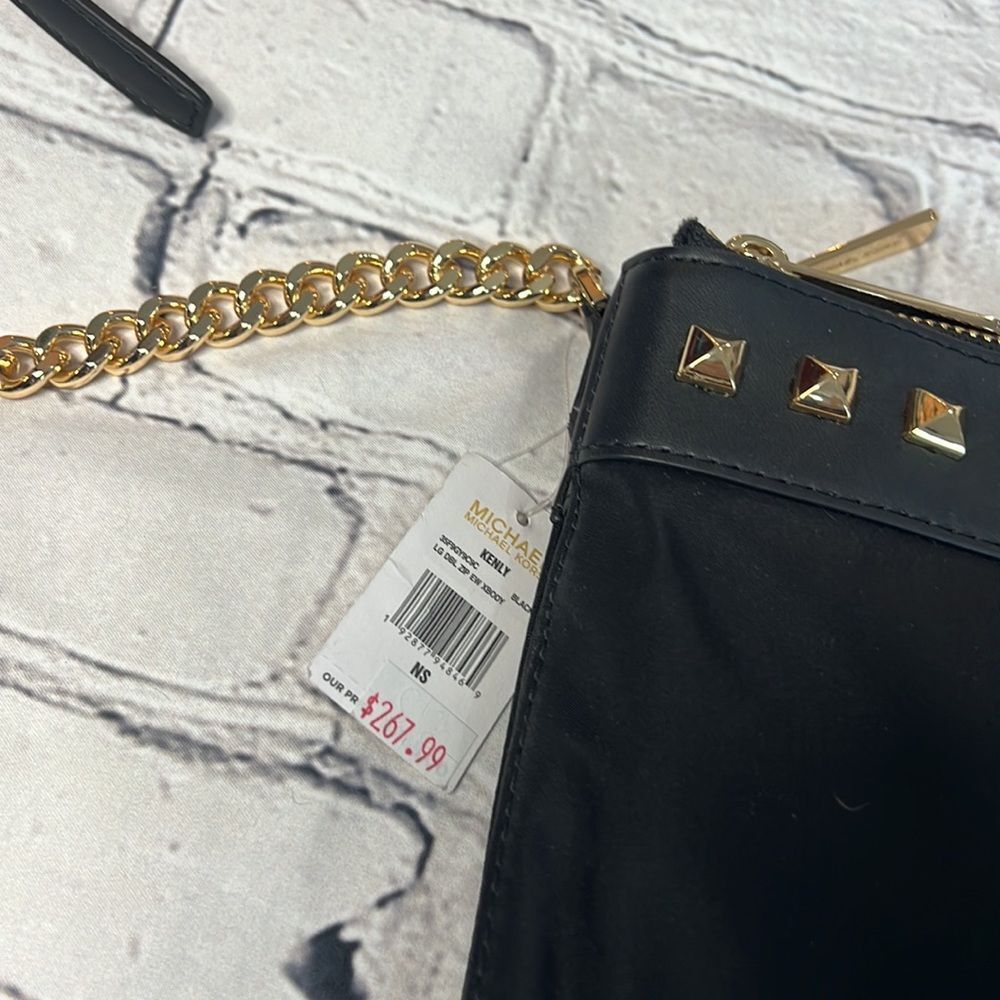 * Michael Kors, black Crossbody with gold stud and chain detail - Picture 3 of 11